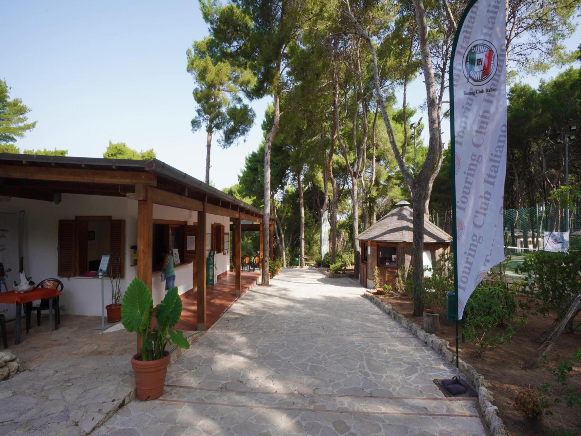 Touring Club Italiano - Isole Tremiti Hotel San Domino Kültér fotó